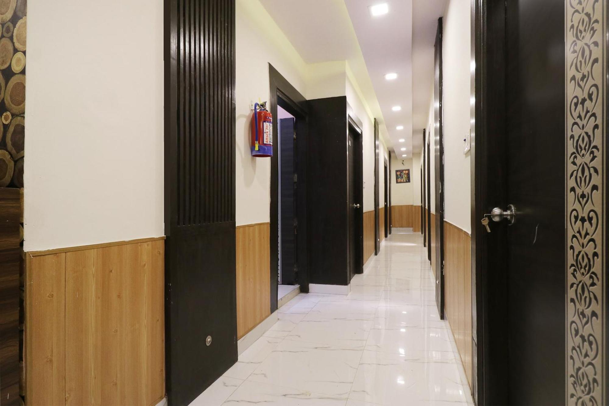 Hotel O Sangeet Faridabad Ngoại thất bức ảnh